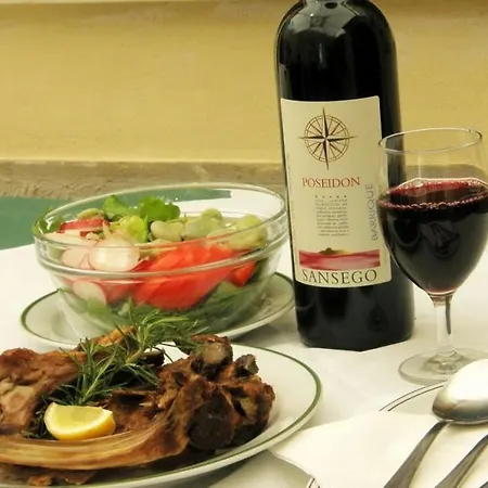 In With Air Conditioning, W-lan Guest house Susak