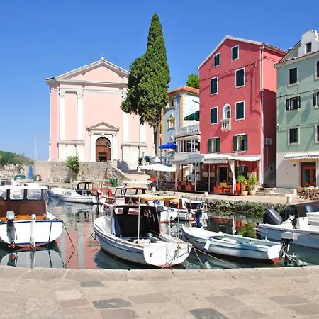 In With Air Conditioning, W-lan